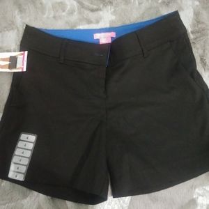 NWT Isaac Mizrahi black shorts